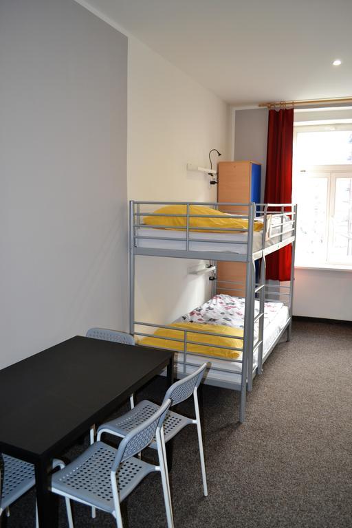 Hostel Advantage Prag Exteriör bild