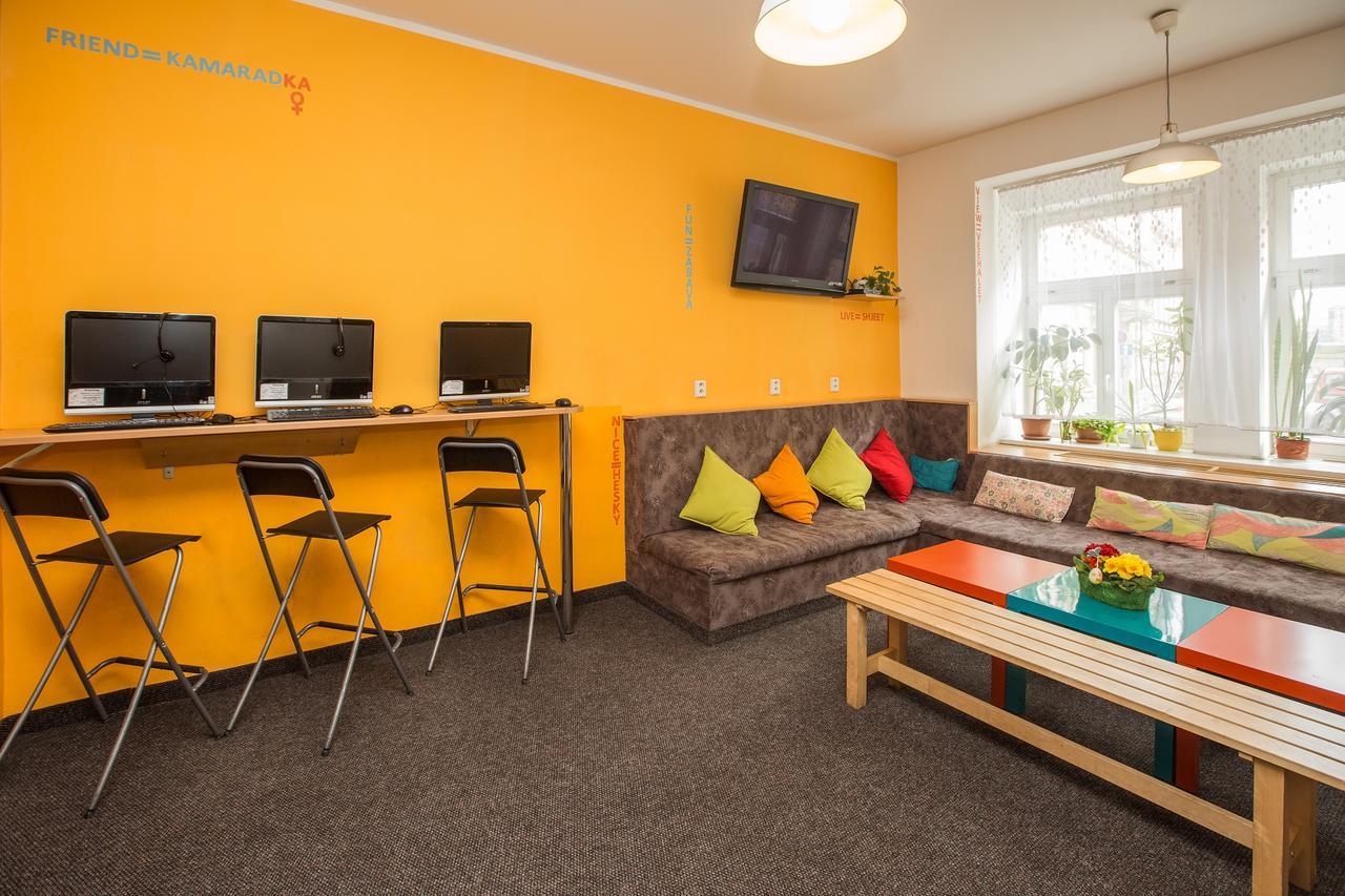 Hostel Advantage Prag Exteriör bild