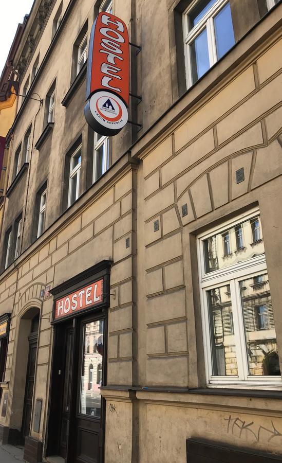 Hostel Advantage Prag Exteriör bild